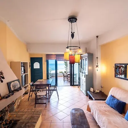 Seafront Agrilis Escape - Serenity And Views Ágrilos